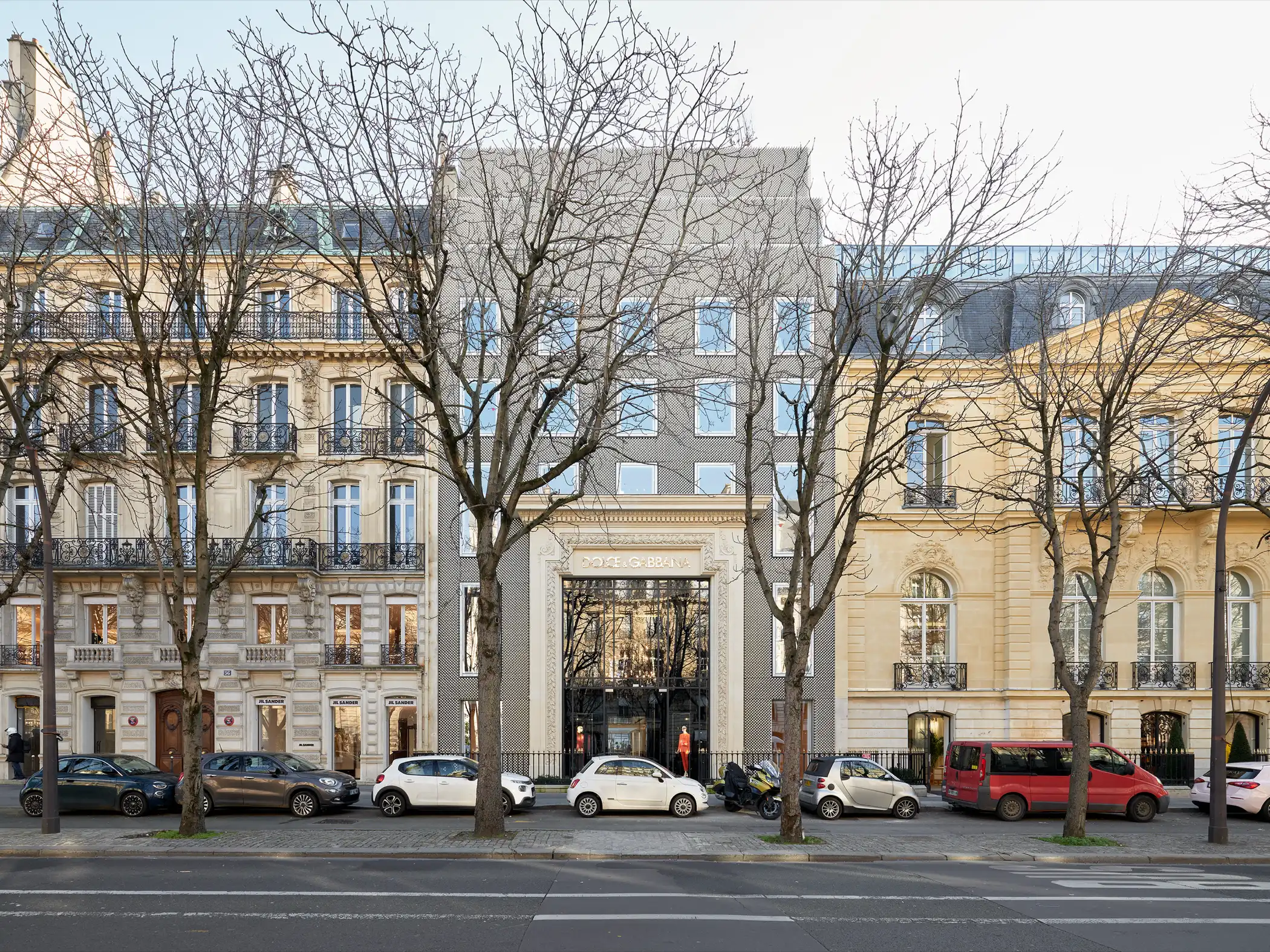 54 Montaigne Wide